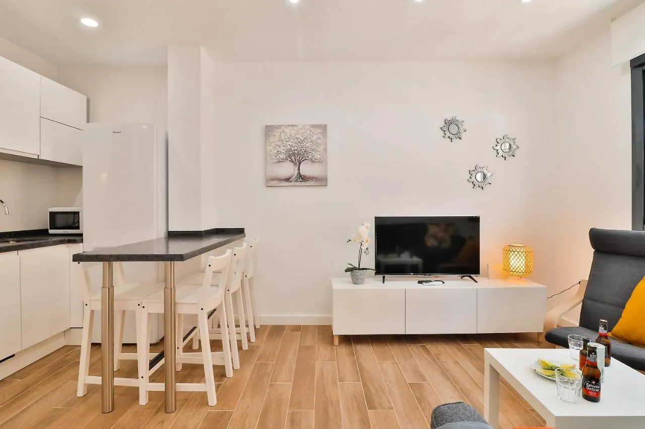 C4 - El Palo Beach 2 Bedroom Apartment Málaga